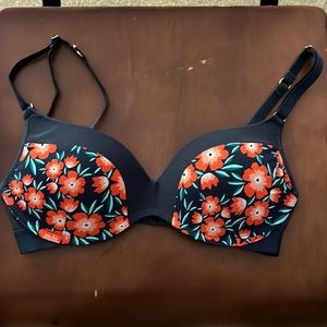 32C Lively Floral Print Wireless Bra